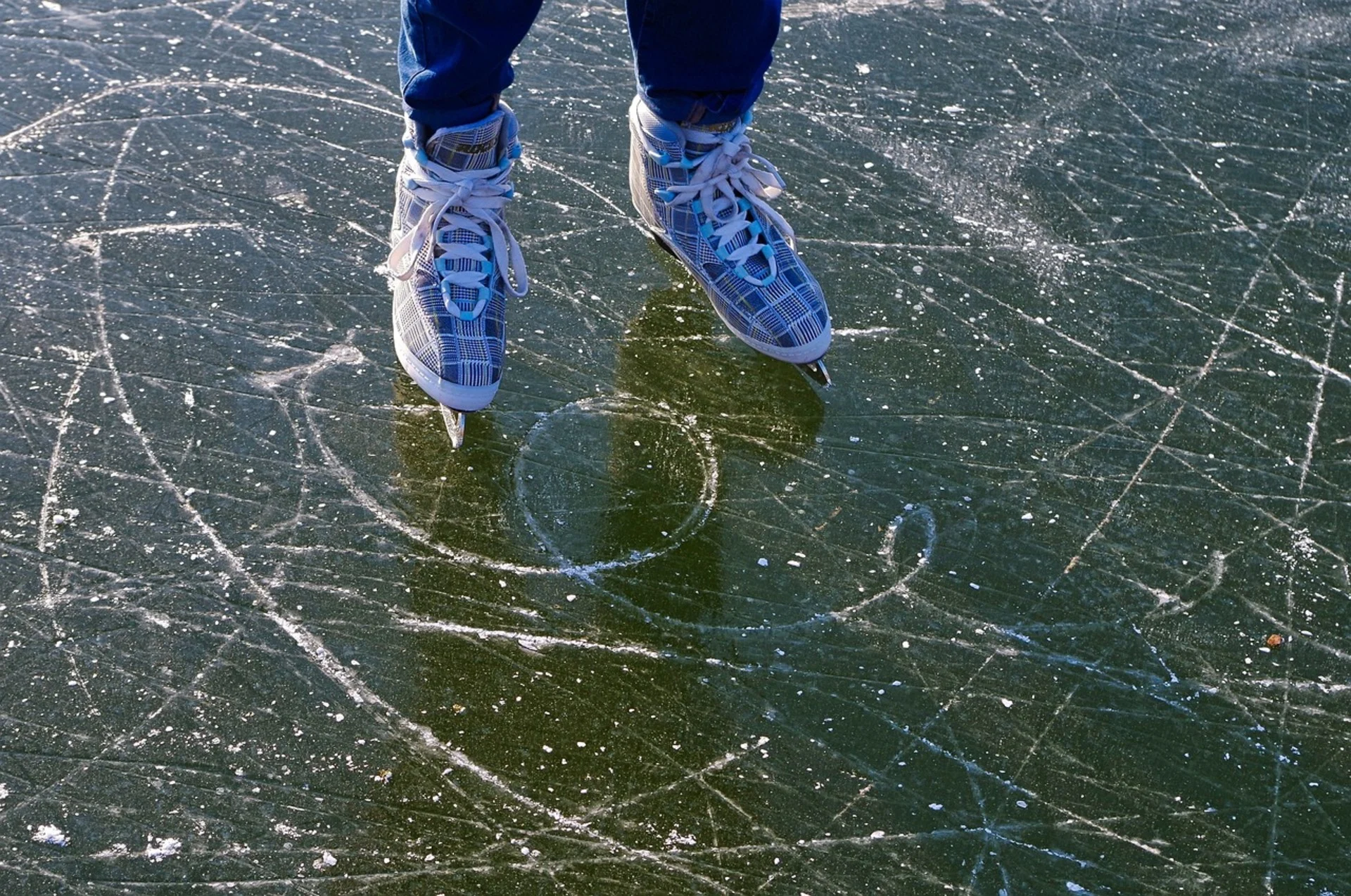 skating-3817358 1280