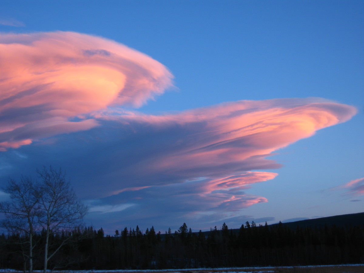 Lenticular clouds Mike Yates, Tatlayoko Lake, B.C.