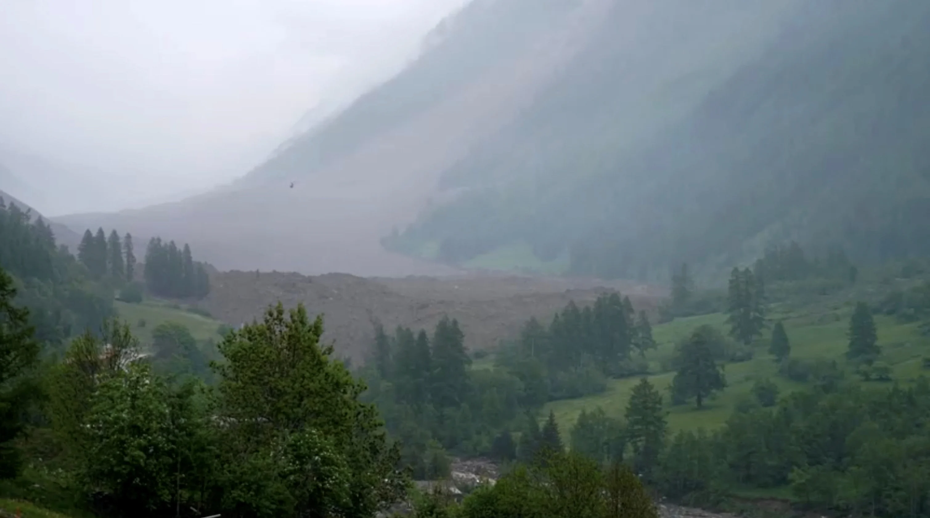 GLACIER- SWISS-VILLAGE/KEYSTONE-SDA via REUTERS