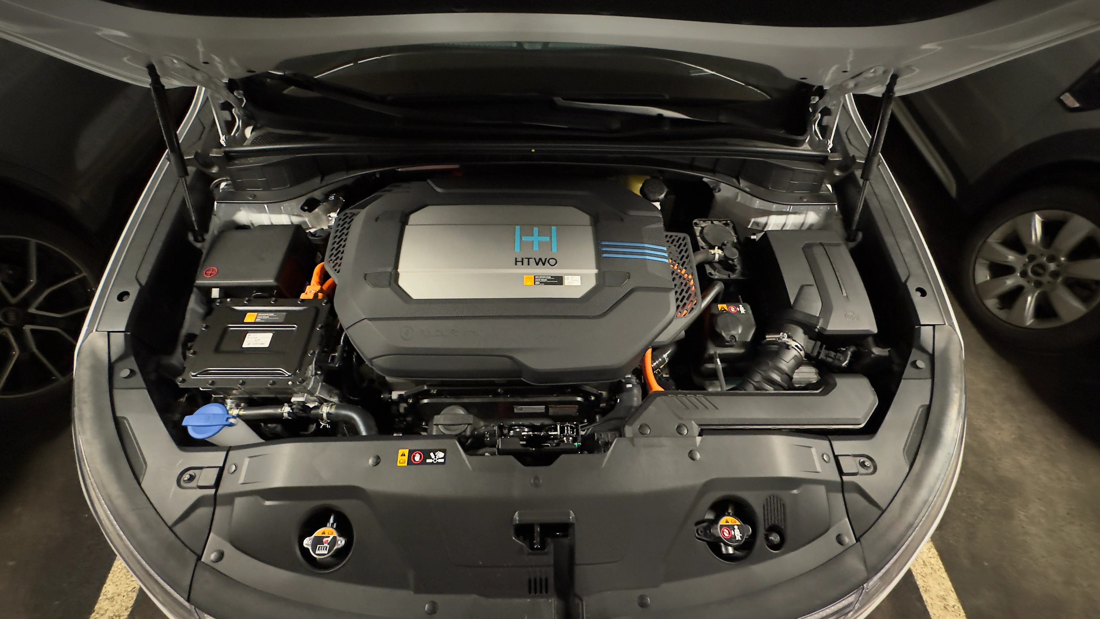 BATTERIE VOITURE HYDROGENE CHARBONE