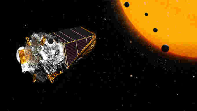 Kepler with planets NASA