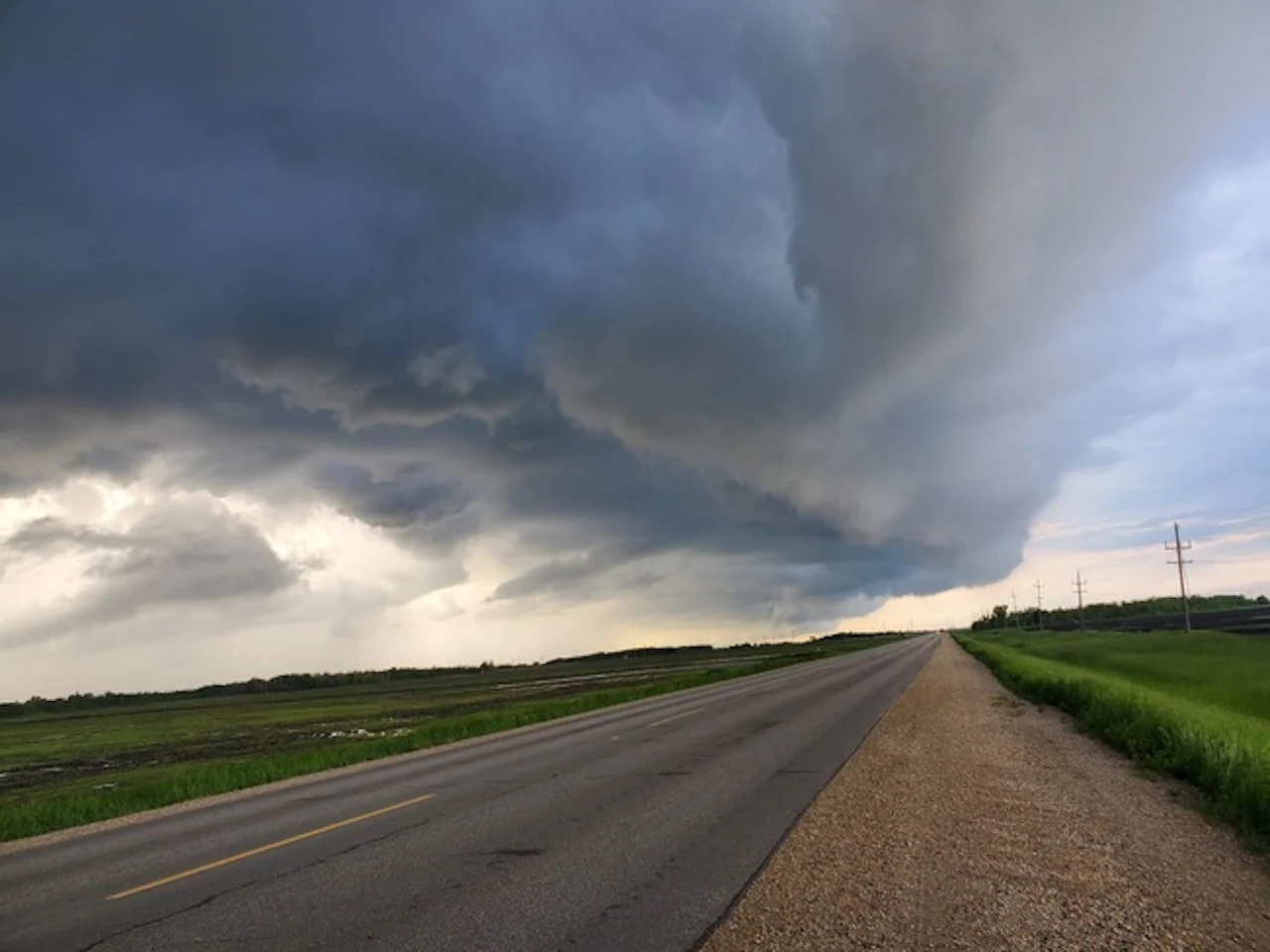 Thunderstorms bubble across Manitoba, northwestern Ontario