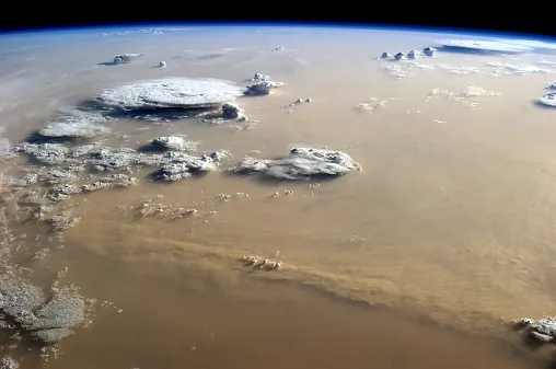 How Saharan dust is putting a lid on hurricane season