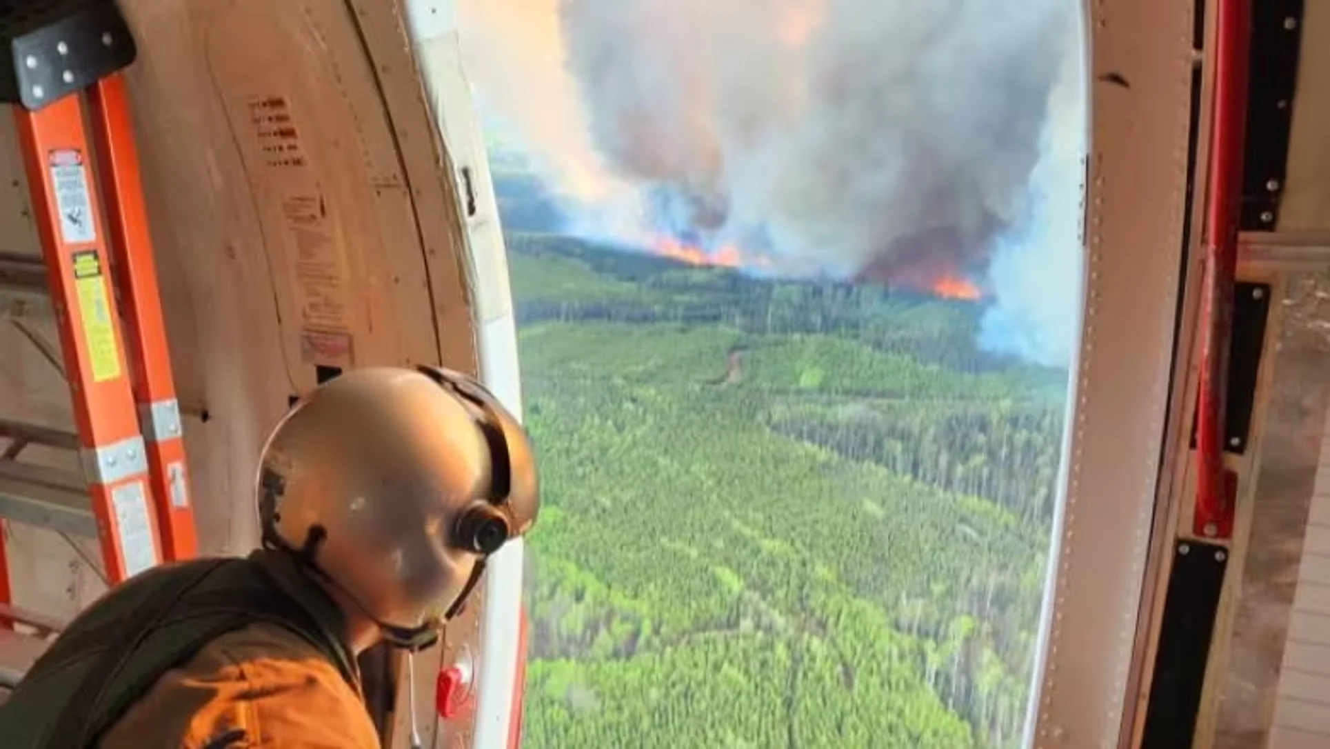 B.C. extending state of emergency amid ongoing wildfire battle