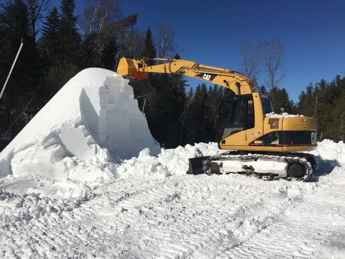 craftsbury-outdoor-center-snow-farming/Craftsbury Outdoor Center via CBC News