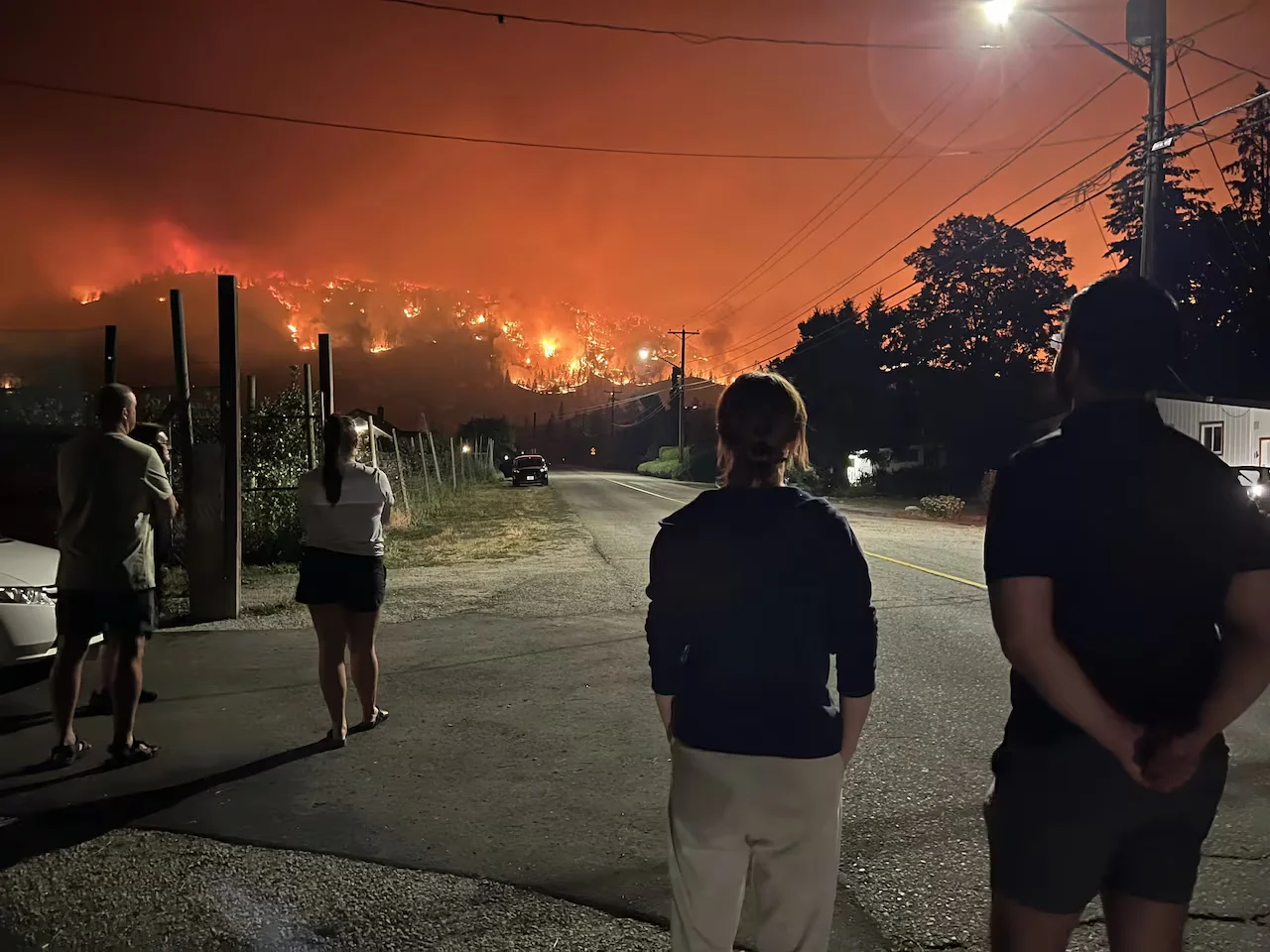The Bald Range fire is expected to grow overnight, and Highway 97 may be closed, according to officials. (Jay Bertagnolli/CBC)