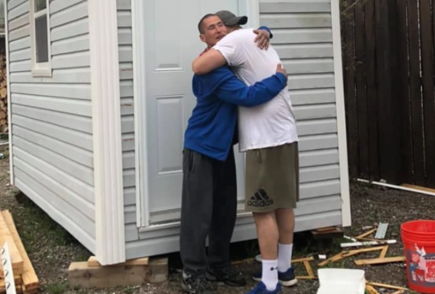 Emergency shelter built for homeless Nova Scotia man in heartwarming story
