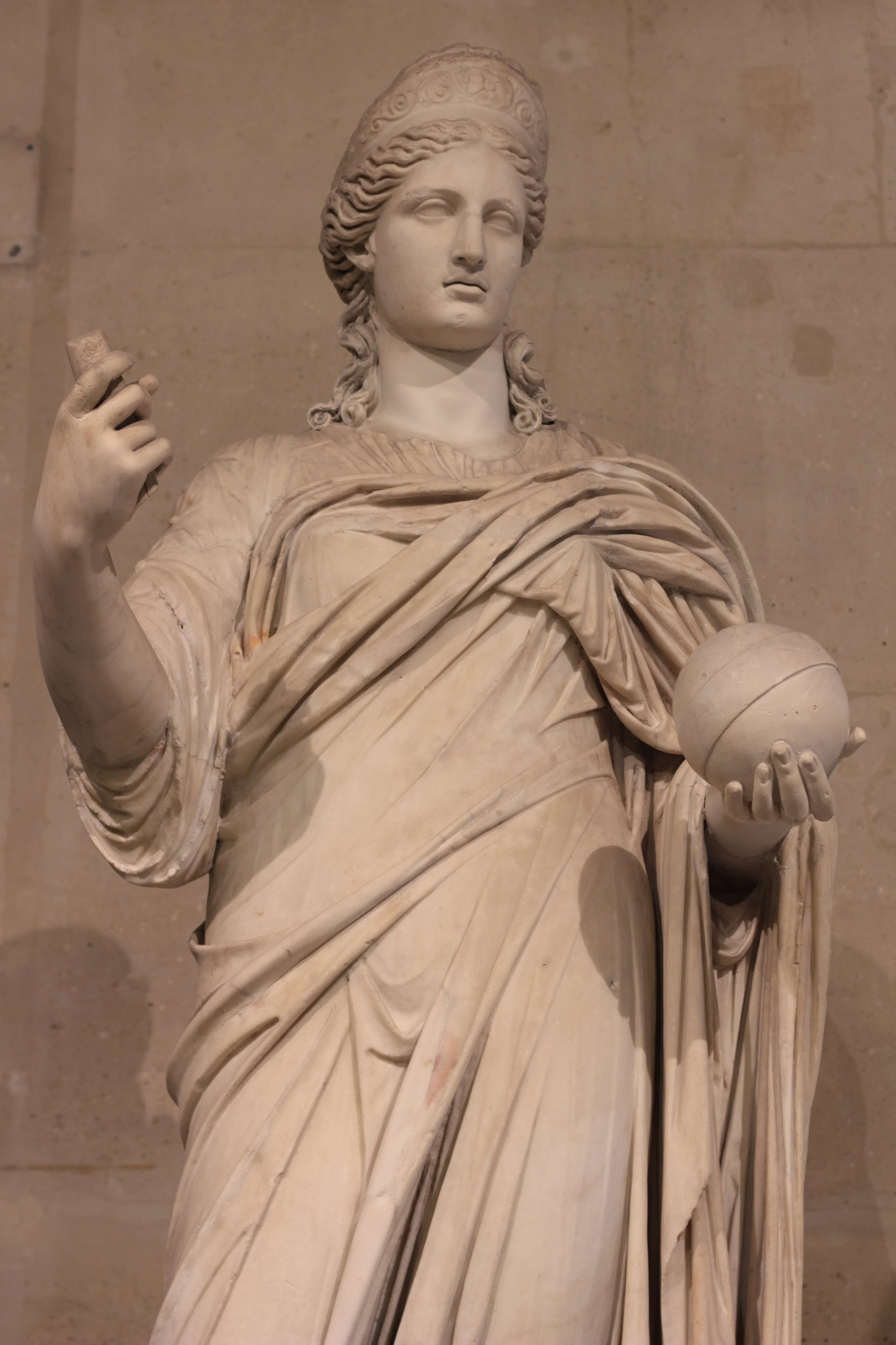 Statue de Junon, Louvre, Ma 485, trois quarts
