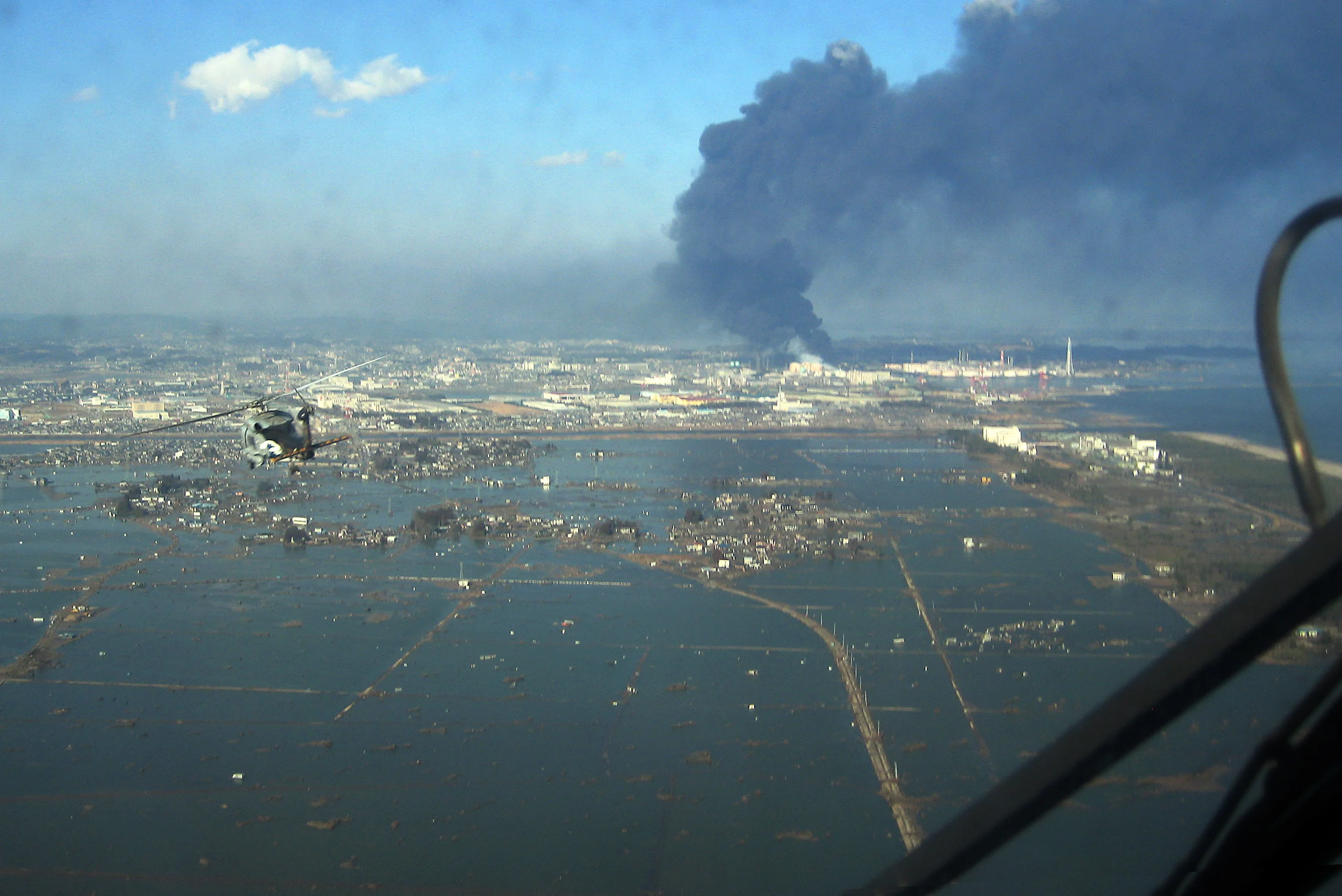 Sendai earthquake US Navy