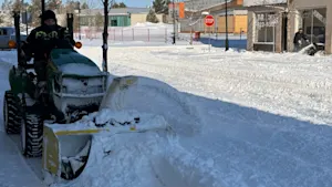 Almost 40 cm: A spring snowstorm slams parts of Canada. See where, here