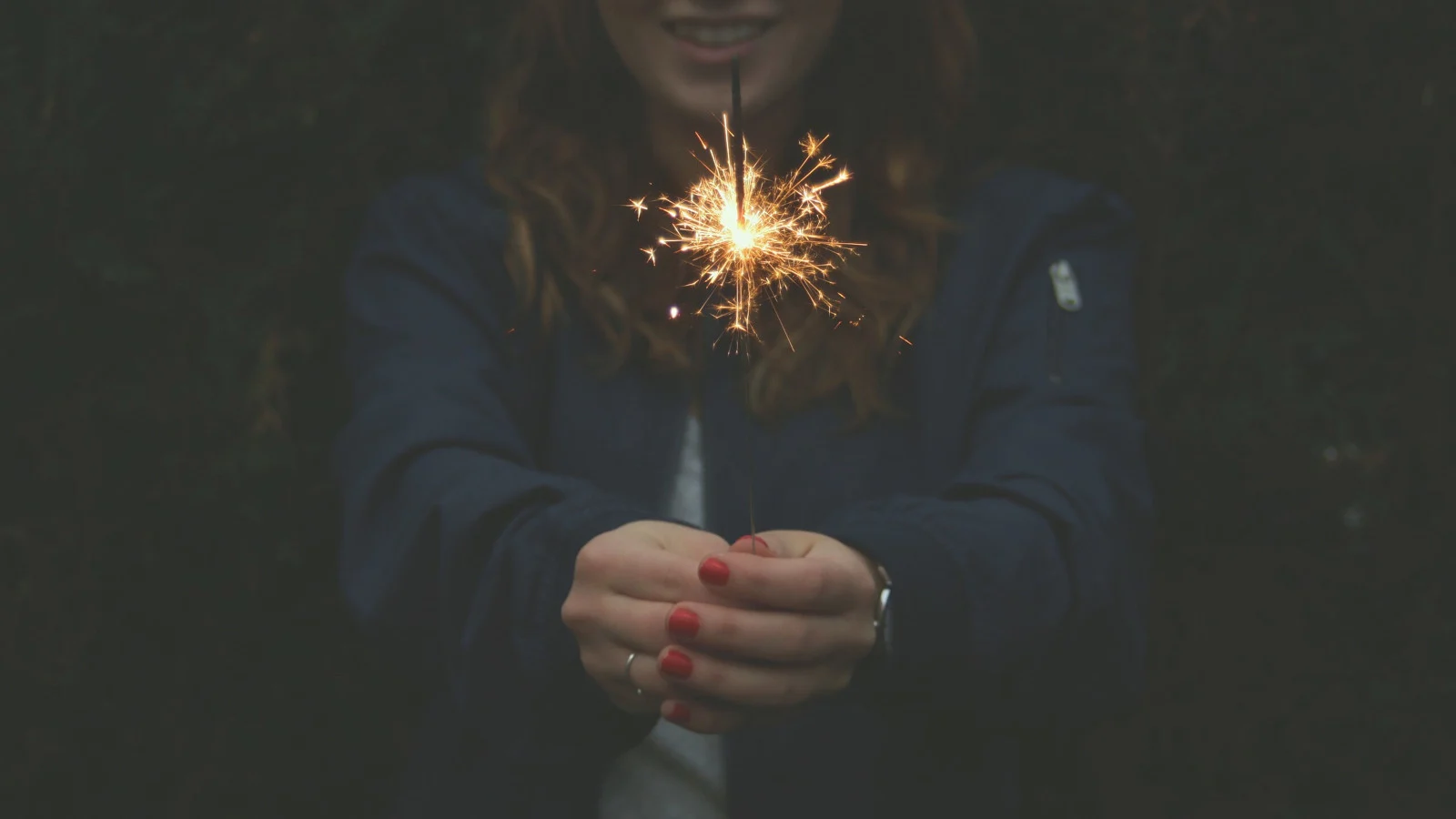 Sparkler Jiri Wagner 2016 (Unsplash) CC