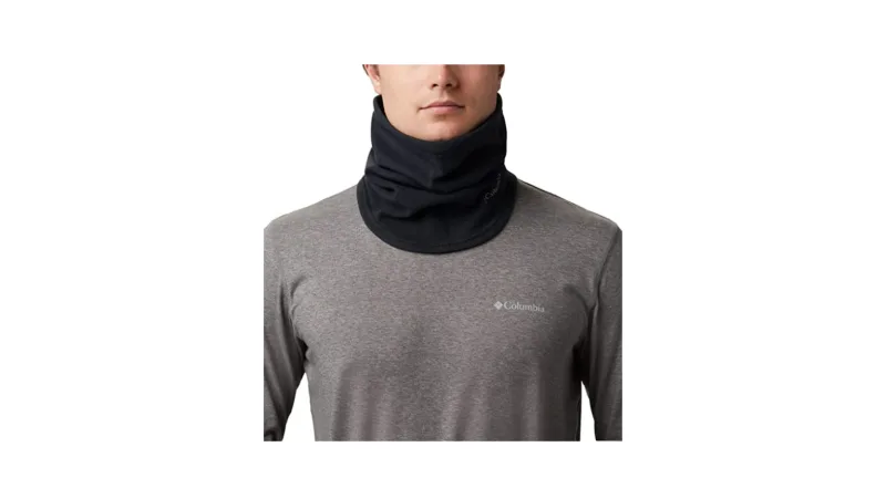 Amazon CANVA neck warmer winter hike