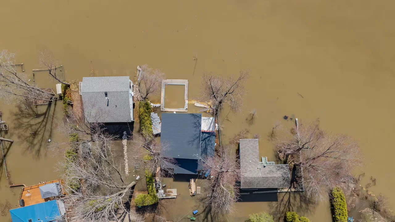 Ottawa River flooding/Félix Desroches/CBC