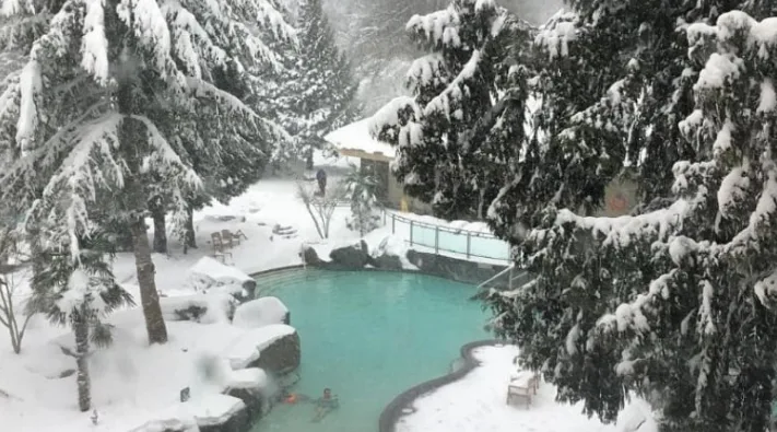 Rashes lead to closure of hot spring resort in B.C.