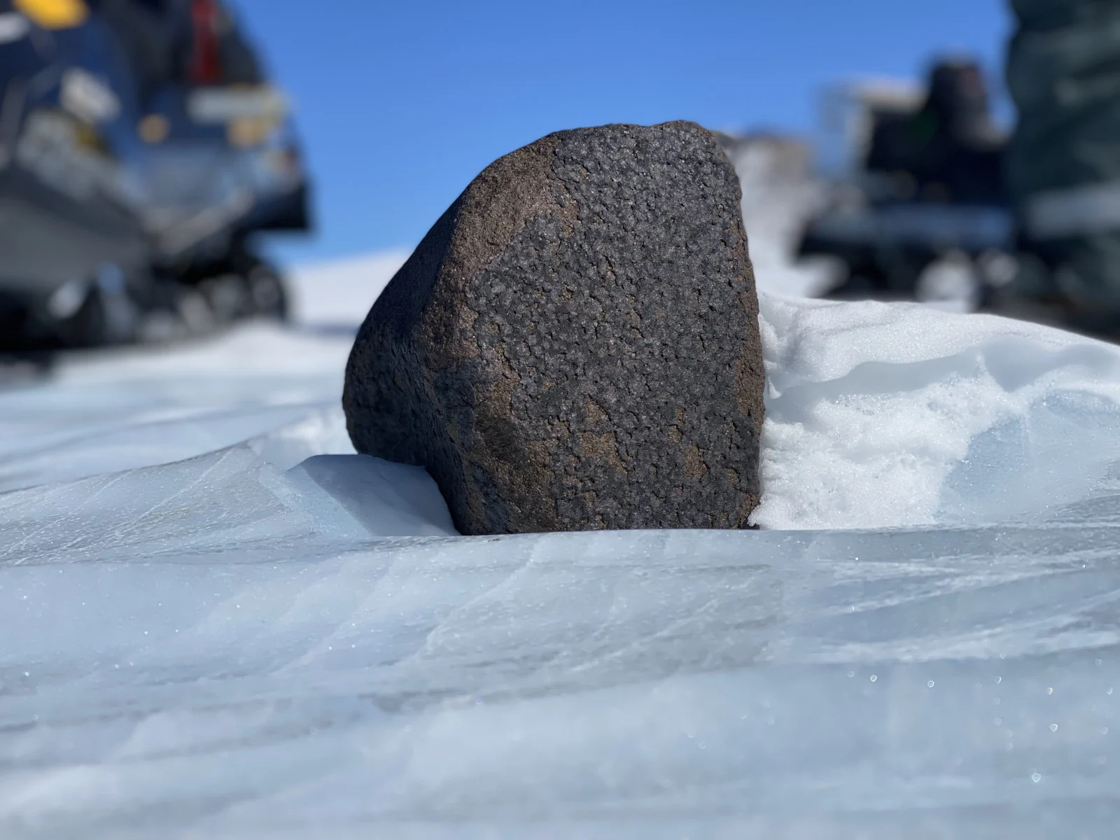 One of the largest Antarctic meteorites - Maria Valdes