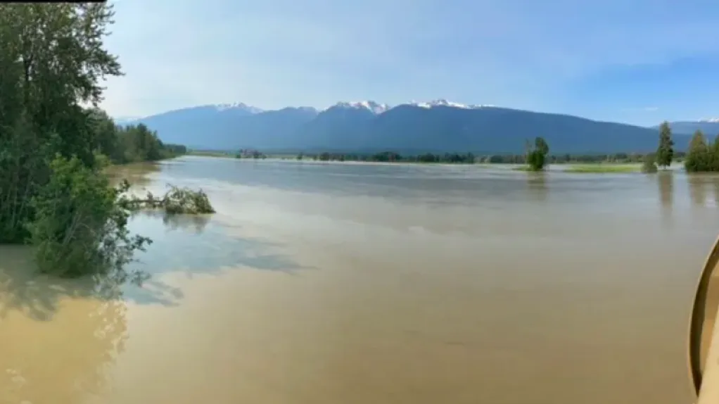 Flood warnings for Upper Fraser, Chilcotin rivers amid 'astounding' snowmelt