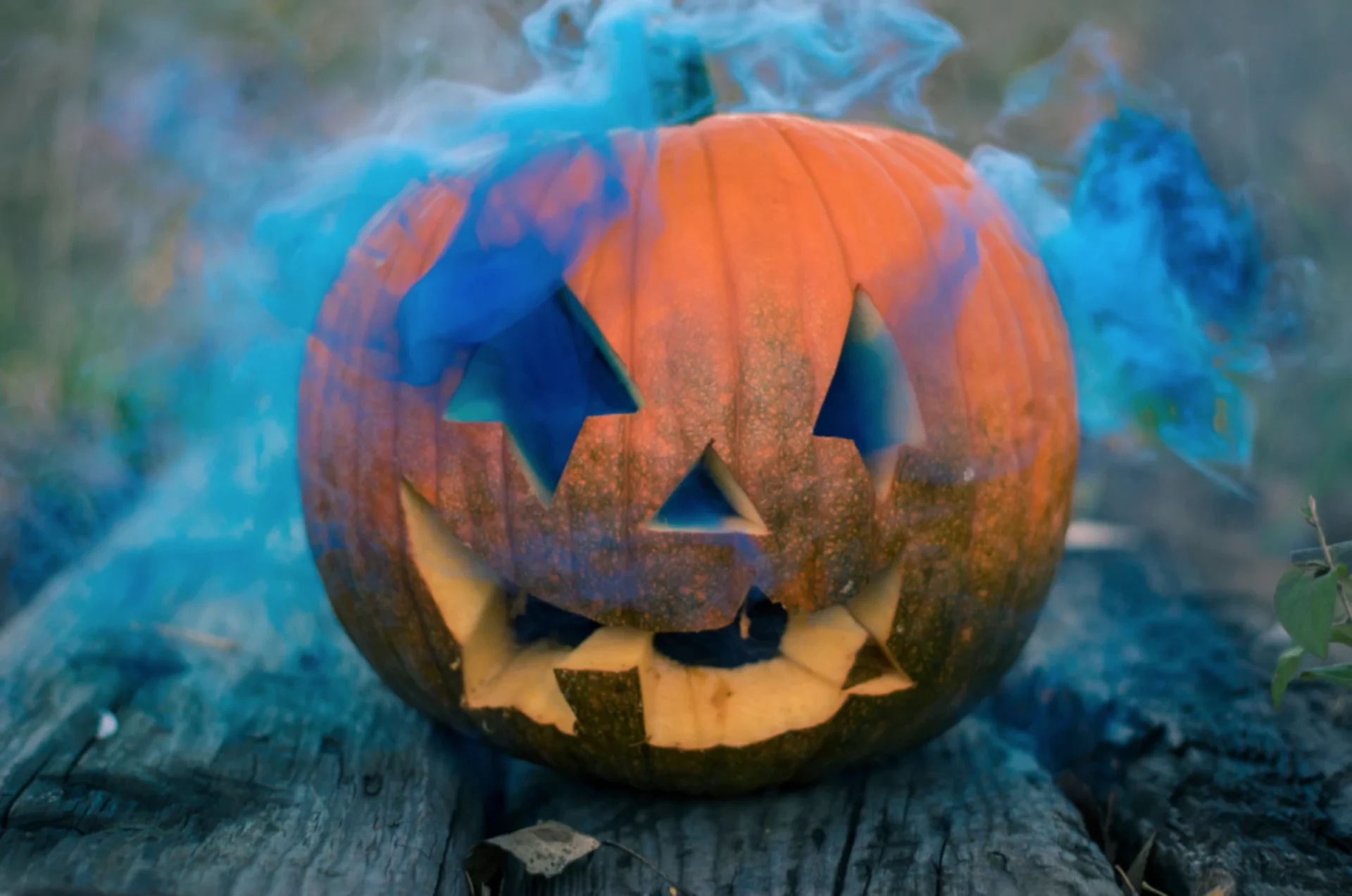 Pumpkin carving secrets: Start by NOT cutting the top off