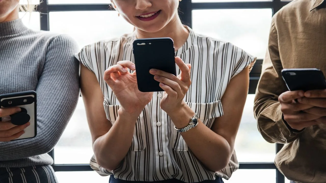 Faut-il se méfier des ondes émises par notre cellulaire ?