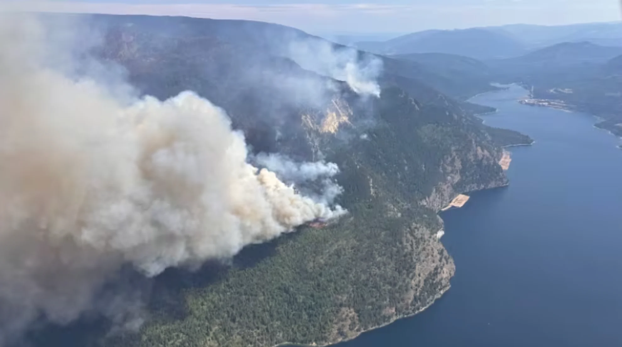 Residents in south-central B.C. ordered to evacuate. Only way out is by boat