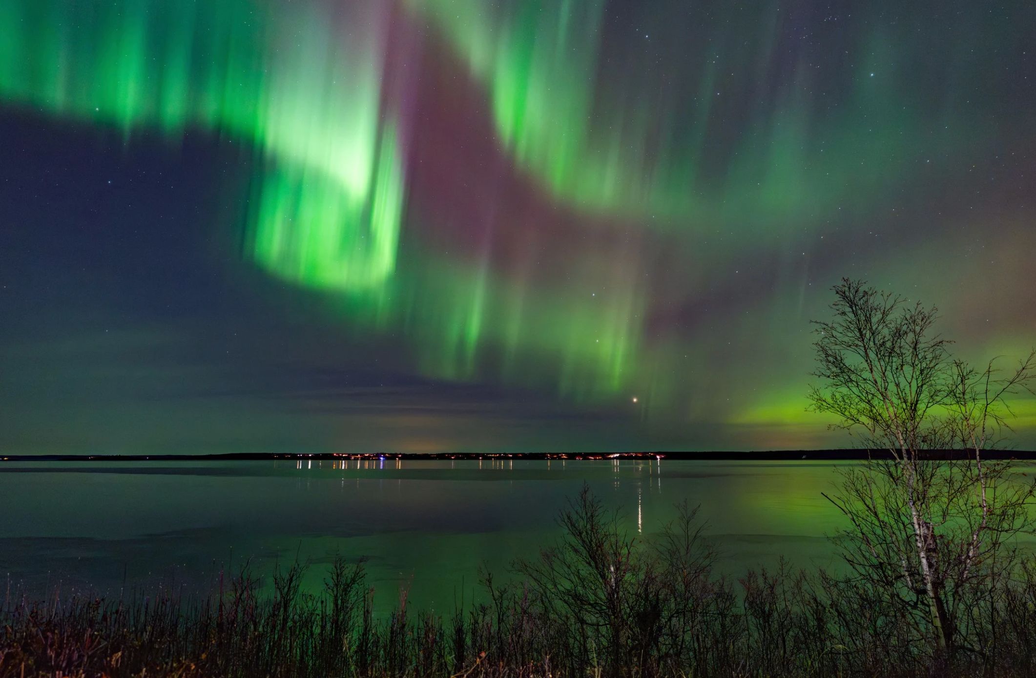 Eyes up! We may see a Northern Lights encore Tuesday night
