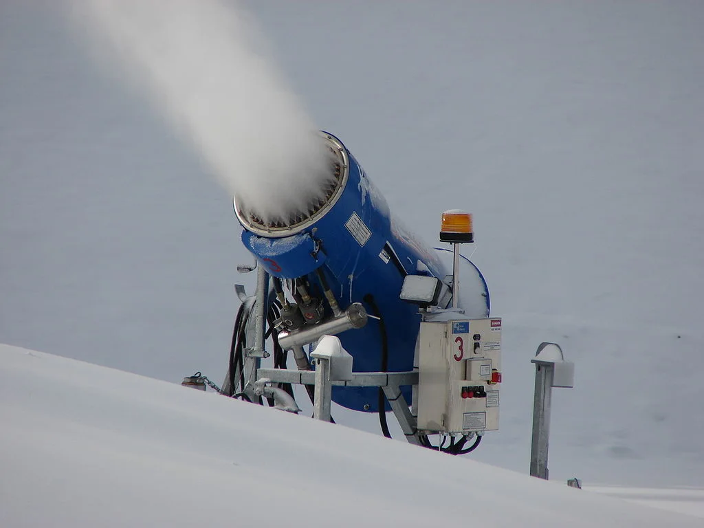 Snow cannon wikimedia commons