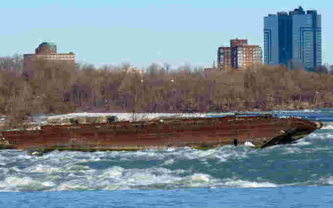 Old scow wrecked in 1918 just above Niagara Falls