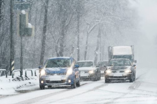 First Snowfall Of The Season For Parts Of Quebec May Impede Travel ...