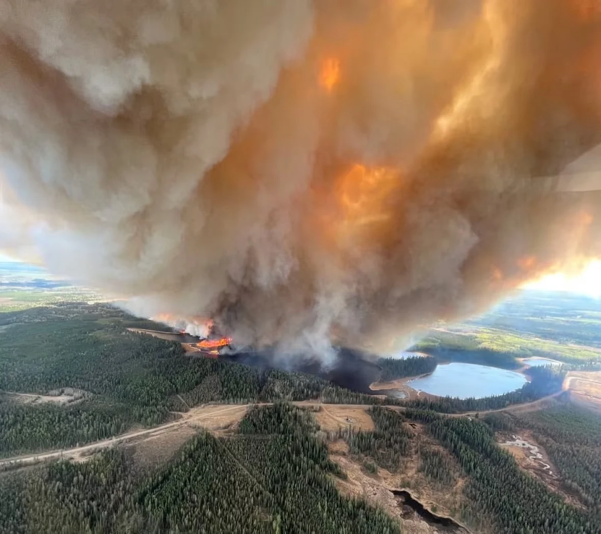edson-wildfire/Alberta Wildfire via CBC