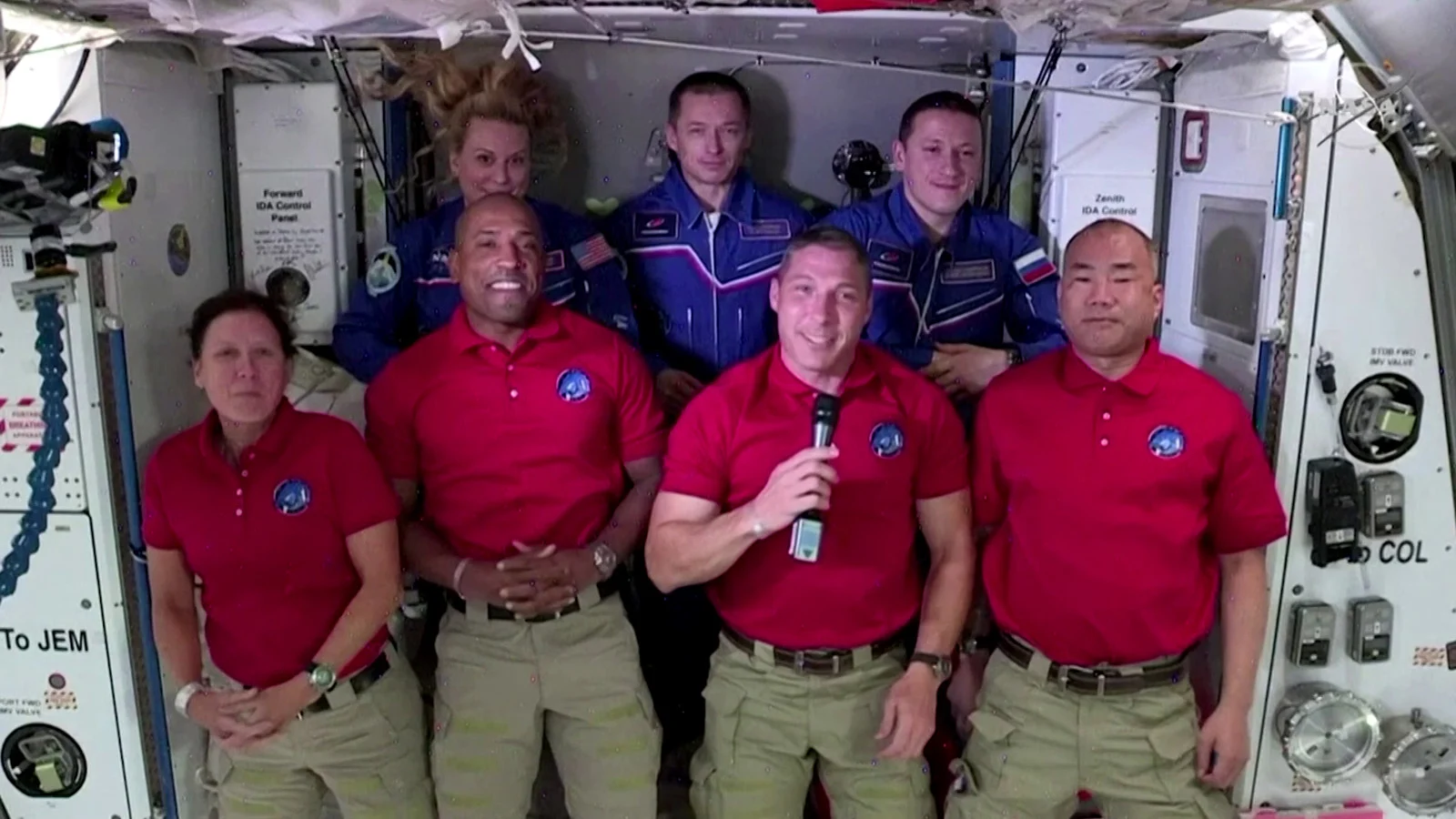 NASA's first official commercial spaceflight crew arrives at Int'l Space Station