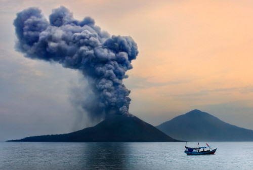 August 27, 1883 - Krakatoa Volcano