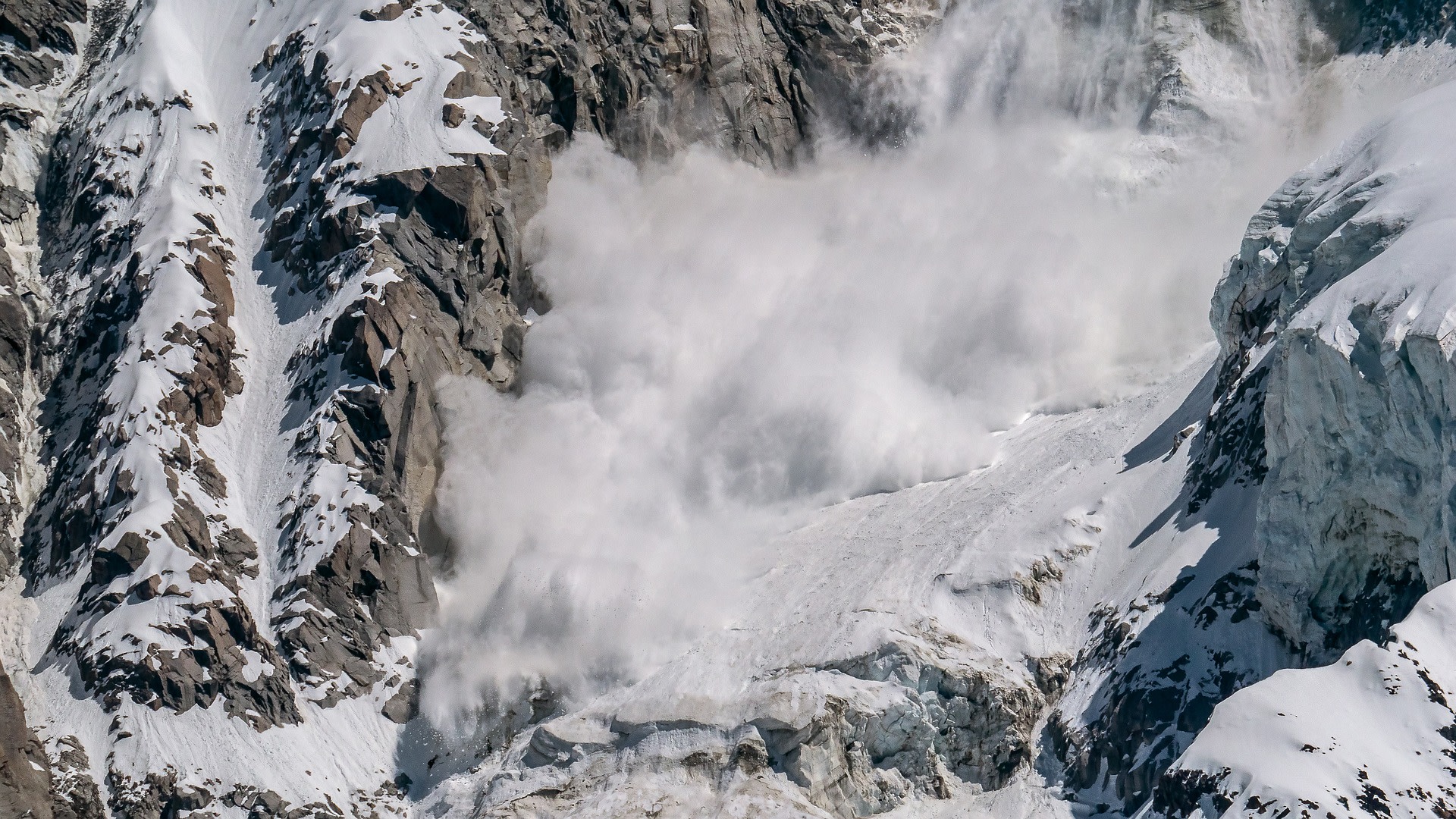 Why March is particularly dangerous when it comes to avalanches