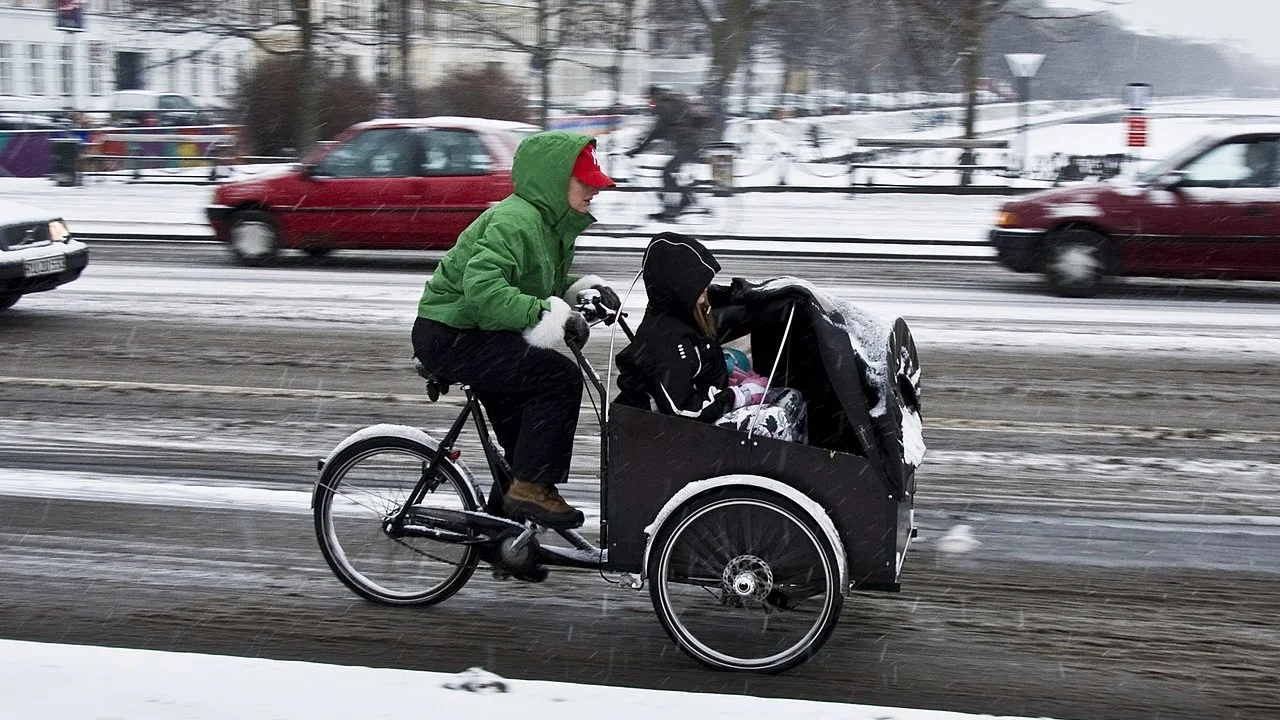 Cycling in Winter in Copenhagen Wikimedia