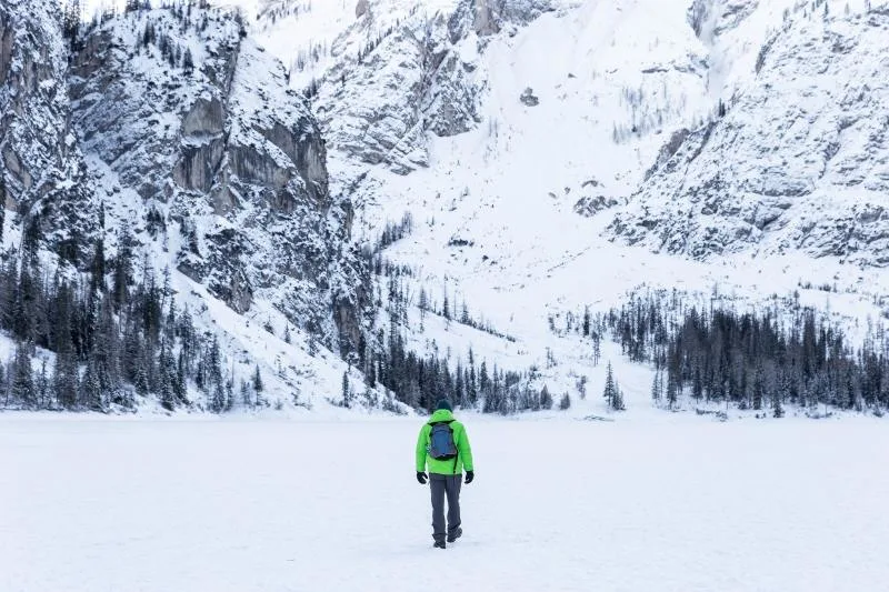 Nikola Mihajloski, Unsplash, Winter Hiking