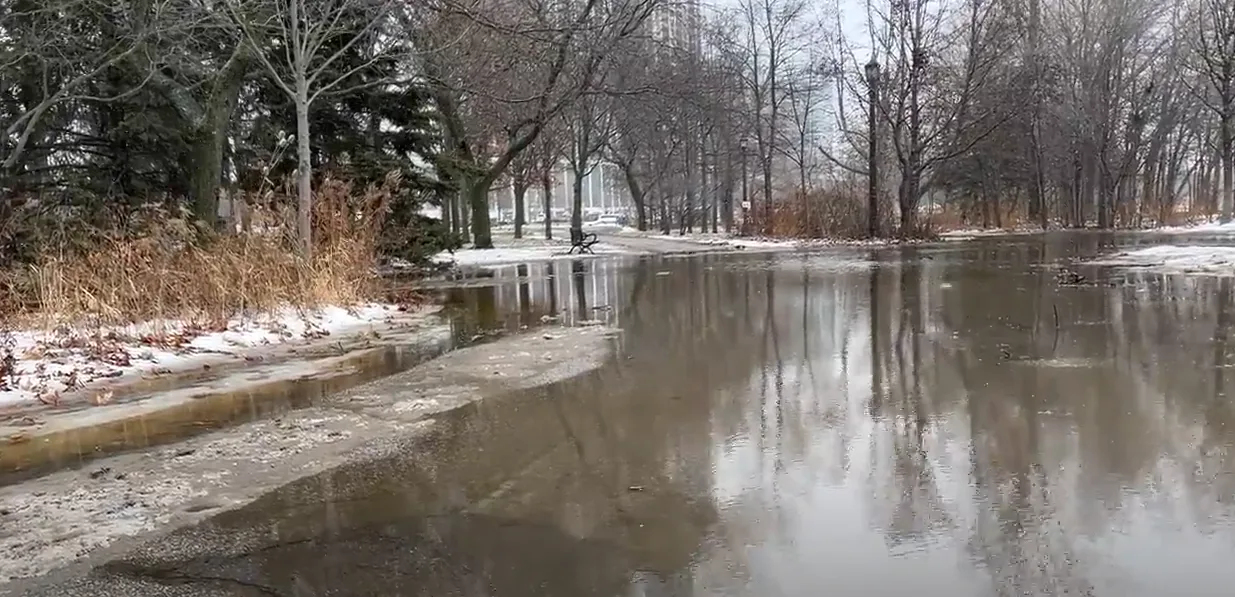 Flooding in Toronto on Dec. 29, 2025 (Tyler Hamilton/TWN)