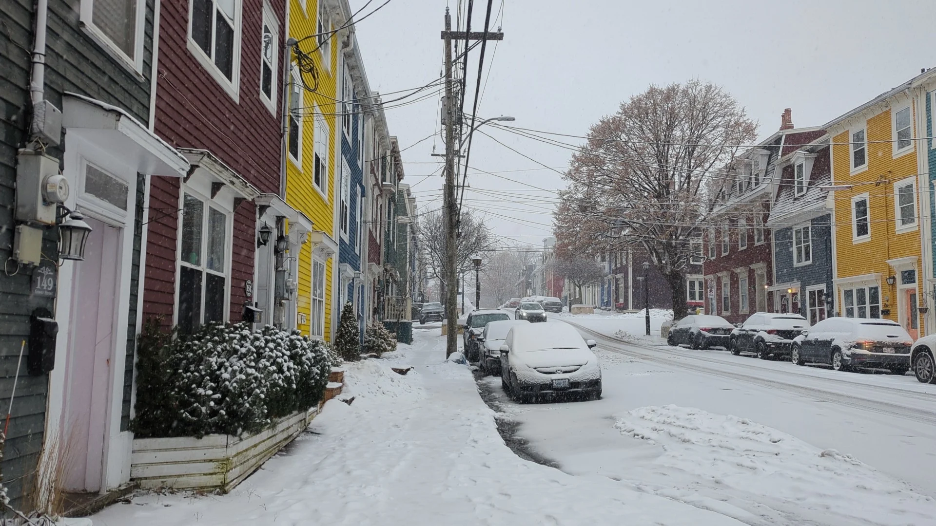 Heavy, blowing snow continues blasting Newfoundland Friday evening