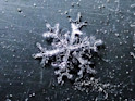 How the sound of snow changes depending on the temperature