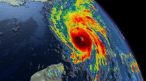 Ouragan Ian presque stationnaire : menace de tornades et 500 mm de pluie