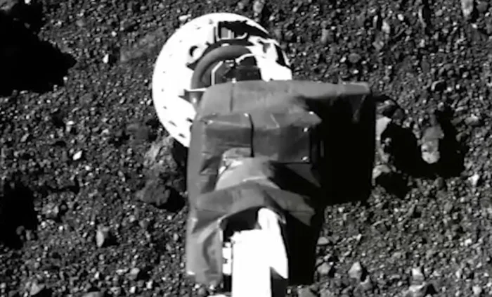 ESPACE : Une sonde collecte avec succès des échantillons d'un astéroïde