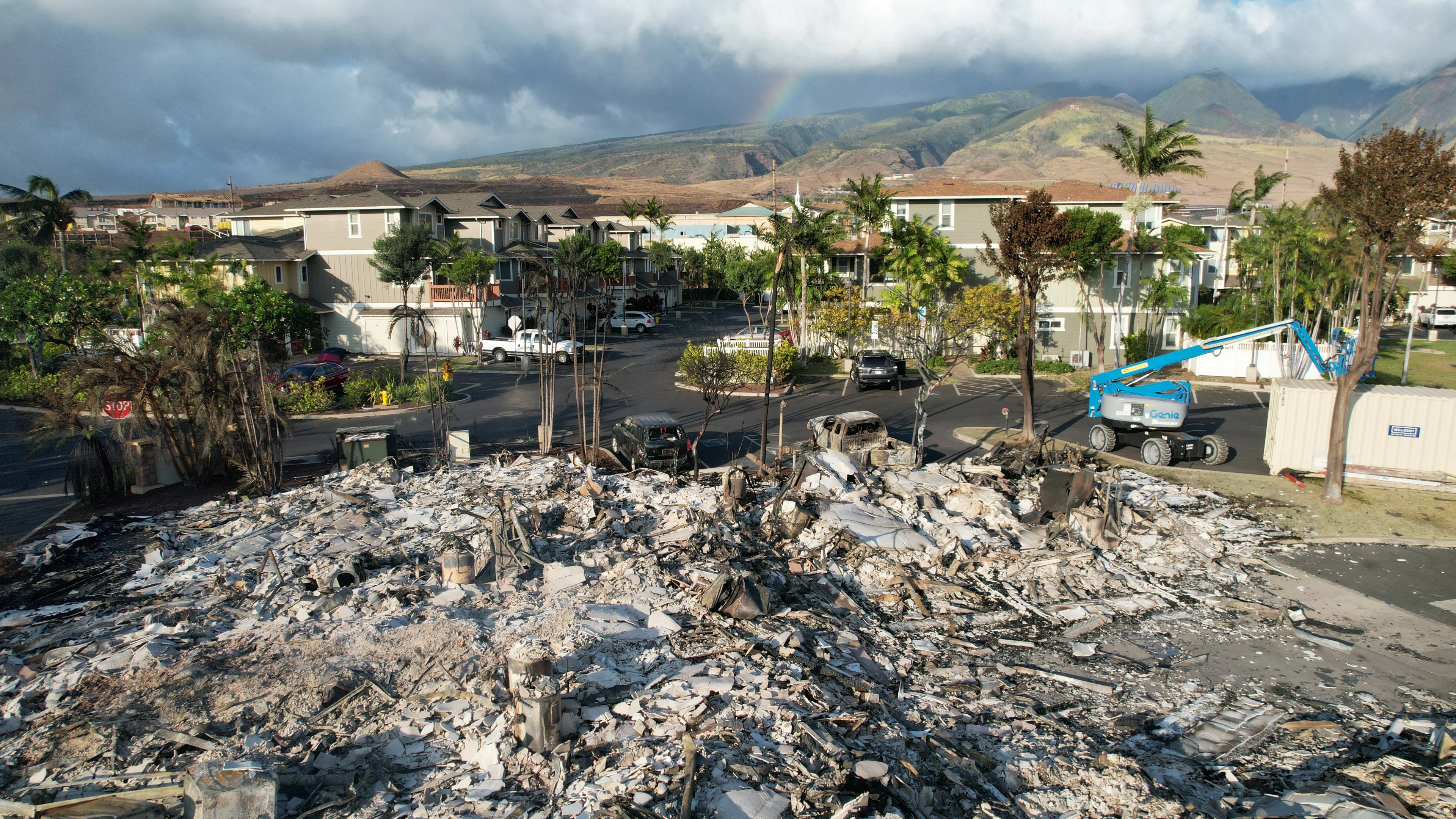 Reuters: The damage at the Ho'Onanea condominium complex is seen in the aftermath of a wildfire, in Lahaina, Maui, Hawaii, U.S. August 10, 2023. REUTERS/Alan Devall