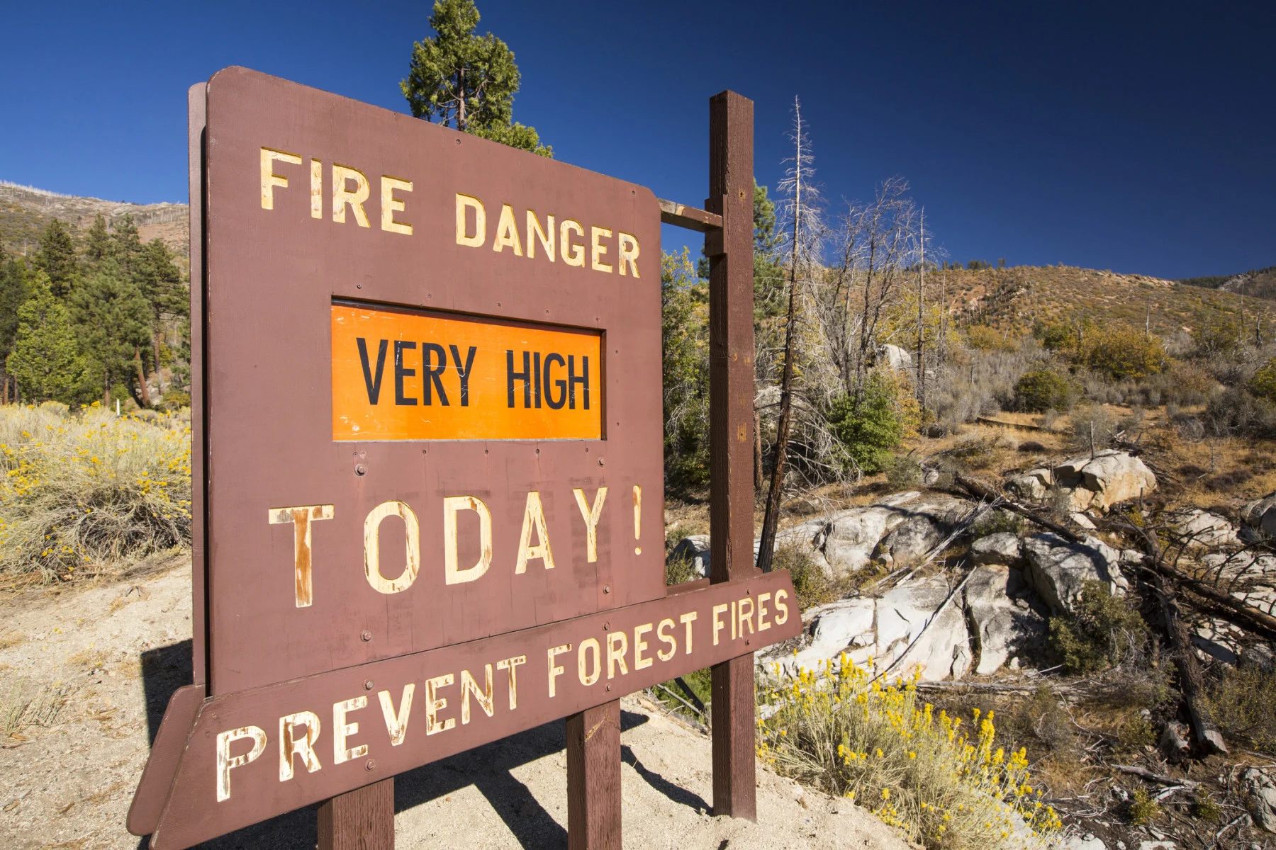 fire sign in california (Ashley Cooper/ The Image Bank/ Getty Images)