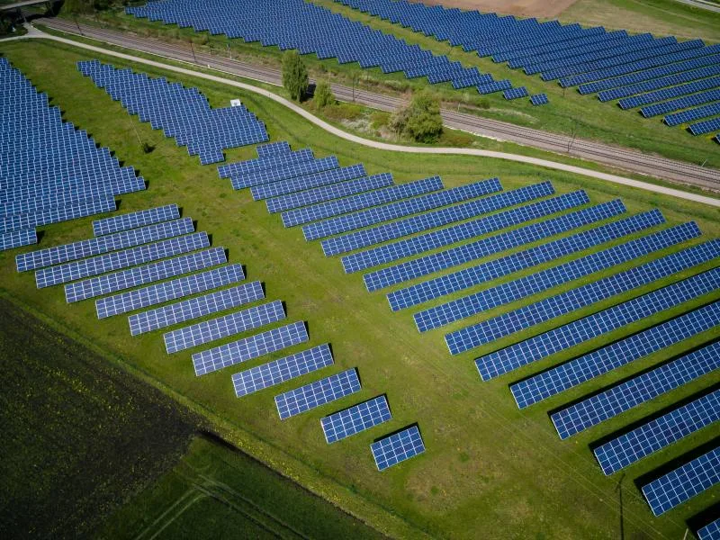 Solar Farm Andreas Gucklhorn Unsplash