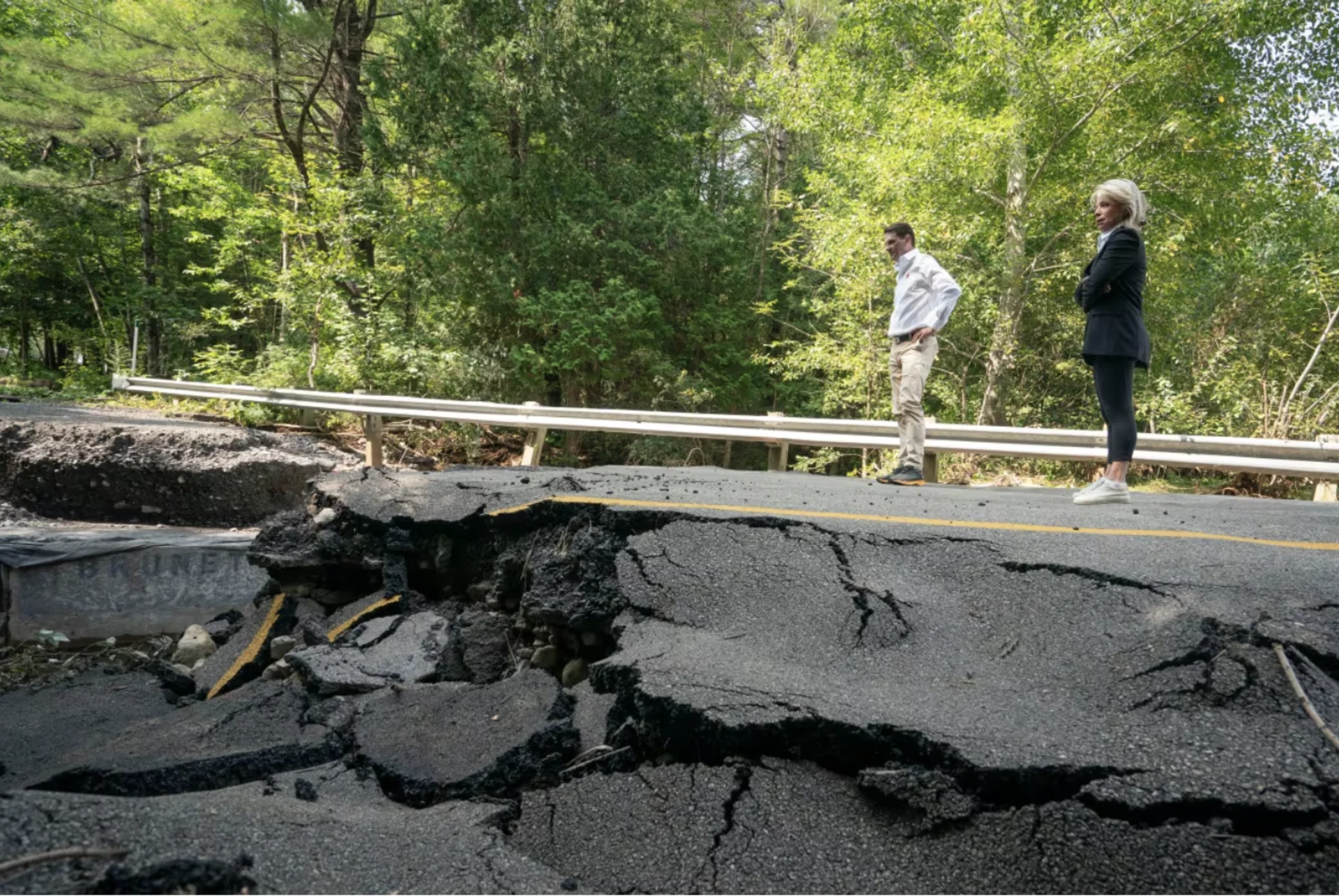 CBC: Public Security Minister François Bonnardel visited Sainte-Julienne, Que., Wednesday with Caroline Proulx, the minister responsible for the Lanaudière region, where last week's torrential rains damaged roads and flooded homes. 