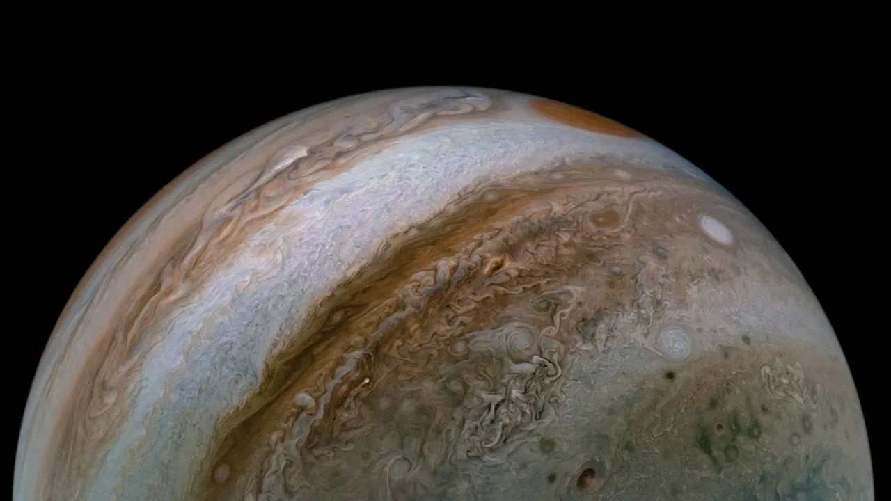 Jupiter Juno NASA-JPL-Caltech-SwRI-MSSS-TanyaOleksuik