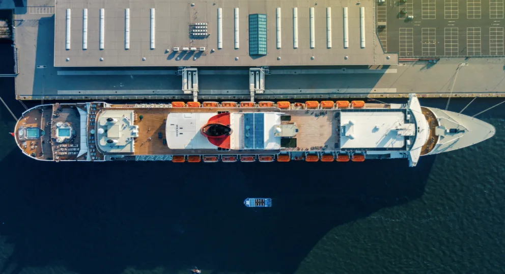 ship Credit: Mike Palmowski/ Unsplash