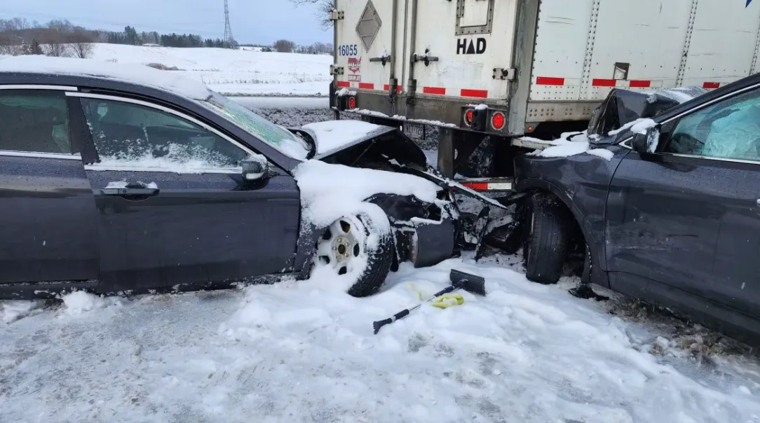 Highway 401 Collision in London Dec 5 - Submitted by OPP