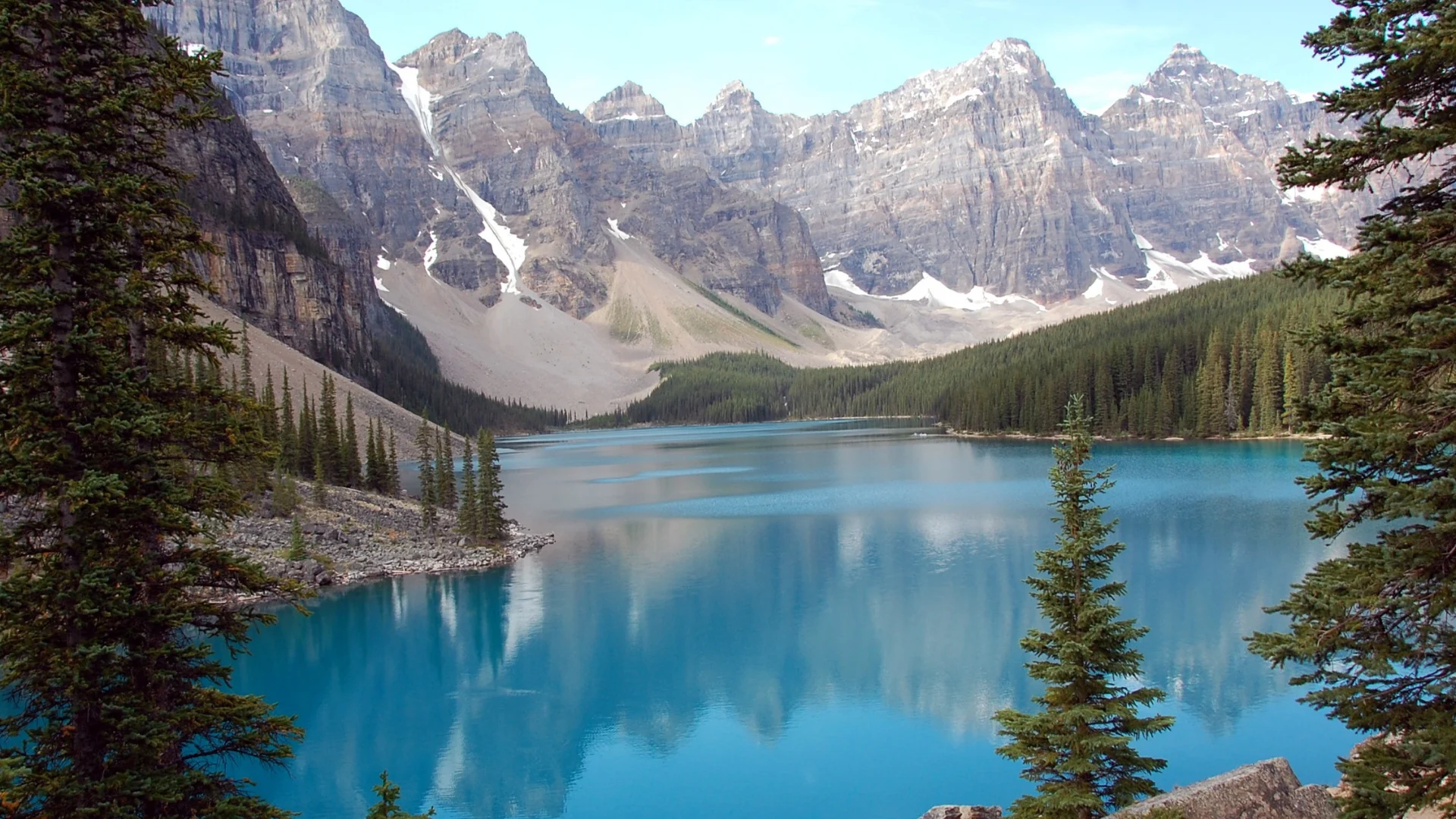 UGC - Moraine Lake