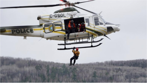 Les corps de pompiers portés disparus retrouvés près de Baie-Saint-Paul, au Québec.