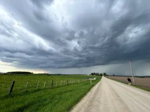 Watch out for weekend rain and storms across Ontario and Quebec