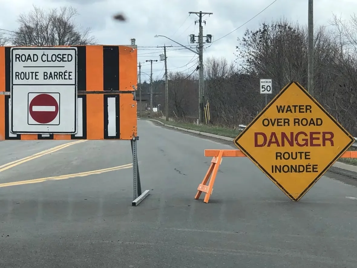 riverside-drive-at-watters-drive-fredericton-april-19/Colleen Kitts-Goguen/CBC