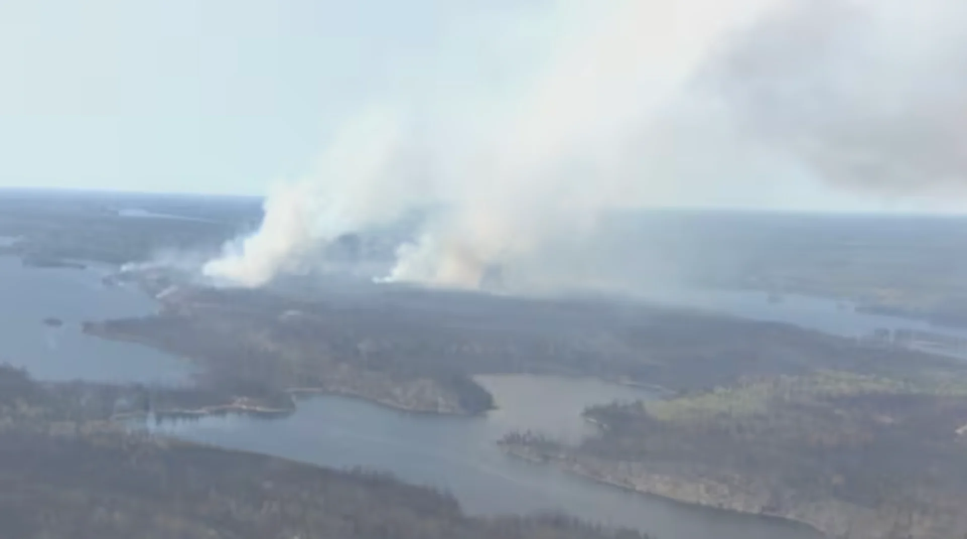 Massive northwestern Manitoba fire has grown, province says in latest update